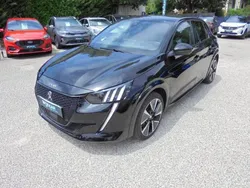 Utilisé 2022 Peugeot e-208 GT Citadine | 18 990 € (Prix juste)