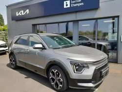 Gris Utilisé 2024 Kia Niro Premium SUV | 26 890 € (Prix juste)
