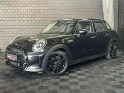 Noir Utilisé 2024 Mini Cooper S Citadine | 31 784 € (Prix juste)