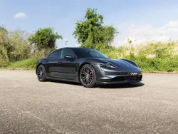 Gris Utilisé 2020 Porsche Taycan 4S Berline | 68 900 € (Bon prix)
