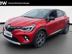 Rouge Utilisé 2024 Renault Captur SUV | 25 450 € (Prix assez cher)