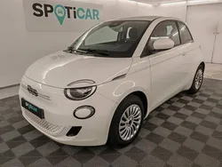 Blanc Utilisé 2023 Fiat 500e Action Citadine | 13 990 € (Prix juste)