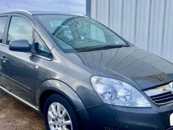 Gris Utilisé 2010 Opel Zafira Cosmo Monospace | 6 990 €