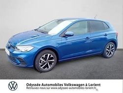 Bleu récif métallisé Occasion 2024 VW Polo Life Berline | 22 990 € (Prix juste)