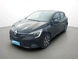 Noire etoile Utilisé 2023 Renault Clio V Berline | 14 290 € (Prix juste)