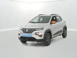 Gris Occasion 2022 Dacia Spring Comfort Plus Citadine | 9 490 € (Prix juste)