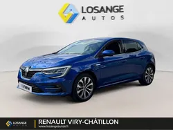 Utilisé 2023 Renault Mégane IV Techno Berline | 22 490 € (Prix assez cher)