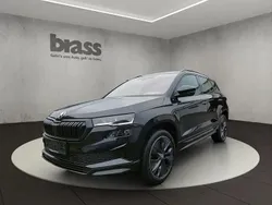 Noir Utilisé 2023 Skoda Karoq SportLine SUV | 31 950 € (Prix juste)