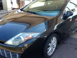 Noir Utilisé 2010 Renault Laguna Coupé Black Edition Coupé | 4 500 €