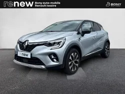 Gris Utilisé 2024 Renault Captur Techno SUV | 21 295 € (Prix juste)