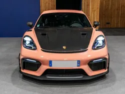 Porsche Cayman GT4