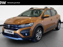 Orange Utilisé 2021 Dacia Sandero Comfort Citadine | 13 890 € (Prix juste)