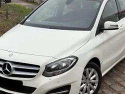 Blanc Utilisé 2015 Mercedes B200 Monospace | 4 990 €