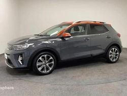 Gris Occasion 2021 Kia Stonic Launch Edition SUV | 12 499 € (Super prix)