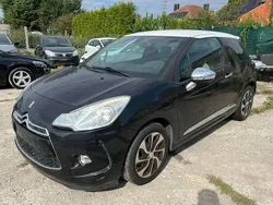 Gris Utilisé 2010 Citroën DS3 Sport Chic Berline | 1 990 €
