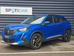 Vert Utilisé 2020 Peugeot 2008 Allure SUV | 15 190 € (Prix juste)