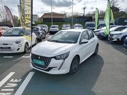 Blanc Utilisé 2021 Peugeot 208 Business-Line Citadine | 12 290 € (Prix juste)