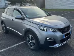 Gris Utilisé 2019 Peugeot 3008 S SUV | 13 500 € (Prix juste)