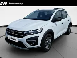 Blanc Utilisé 2022 Dacia Sandero Essentiel Citadine | 13 999 € (Prix juste)