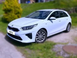Blanc Utilisé 2019 Kia Ceed GT GT-Line Berline | 11 190 € (Prix juste)