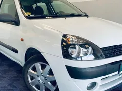 Utilisé 2003 Renault Clio II Authentique Citadine | 2 990 € (Prix juste)
