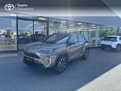 Utilisé 2023 Toyota Yaris Hybrid Design | 22 990 € (Prix juste)