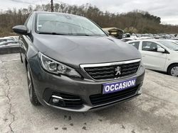 Gris Utilisé 2019 Peugeot 308 Allure Berline | 14 990 € (Prix juste)