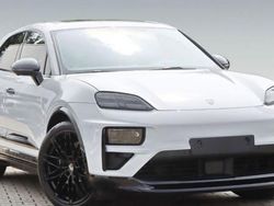 Utilisé 2024 Porsche Macan Turbo SUV | 139 000 €