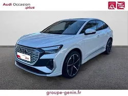 Blanc glacier métallisé Utilisé 2025 Audi Q4 Sportback e-tron S-Line SUV | 59 900 €
