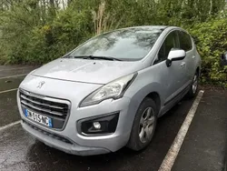 Gris Utilisé 2014 Peugeot 3008 Business-Line SUV | 7 990 € (Prix juste)