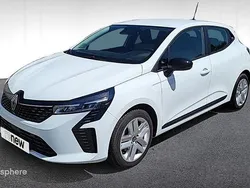 Blanc Nouvelle 2024 Renault Clio V Evolution Berline | 16 990 € (Super prix)