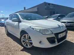 Blanc Utilisé 2010 Renault Mégane Coupé Dynamique Coupé | 5 999 € (Prix juste)