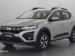 Gris Utilisé 2024 Dacia Sandero Expression Citadine | 15 999 € (Prix juste)