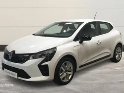 Blanc Nouvelle 2025 Renault Clio Evolution Van | 18 600 €