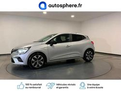 Gris platine Utilisé 2023 Renault Clio V Evolution Berline | 17 299 € (Prix juste)
