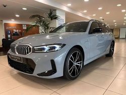 Gris Utilisé 2024 BMW 320 M Sport Break | 61 500 €