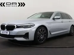 Argent Utilisé 2021 BMW 530e Break | 27 995 €