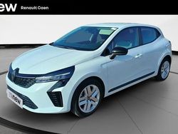 Blanc Utilisé 2024 Renault Clio V Evolution Citadine | 15 490 € (Prix juste)