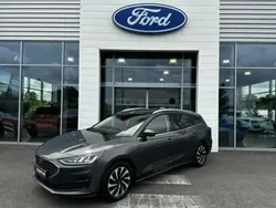 Gris Utilisé 2024 Ford Focus Business Edition Break | 22 999 € (Prix juste)
