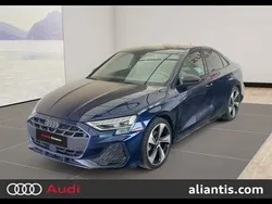 Bleu navarre métallisé Utilisé 2025 Audi A3 S-Line Berline | 45 474 €