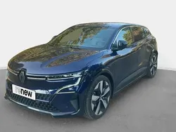 Noir Utilisé 2023 Renault Mégane Techno Berline | 26 499 € (Prix juste)