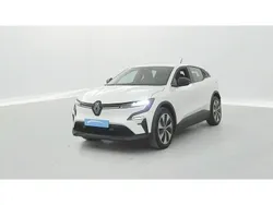 Blanc Utilisé 2022 Renault Mégane Evolution Berline | 23 500 € (Prix juste)
