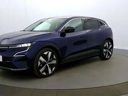 Bleu Utilisé 2023 Renault Mégane Techno Berline | 29 990 € (Prix assez cher)