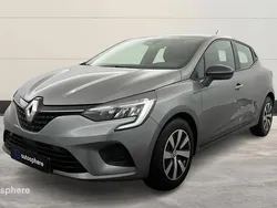 Utilisé 2023 Renault Clio V Equilibre Berline | 16 299 € (Prix juste)