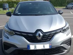 Argent Utilisé 2023 Renault Captur R.S. SUV | 23 700 € (Prix assez cher)