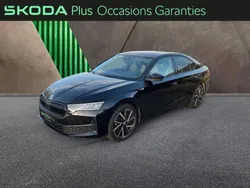 Noir Utilisé 2024 Skoda Octavia SportLine Berline | 35 990 € (Prix assez cher)