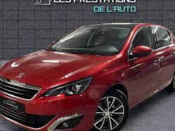 Rouge Utilisé 2016 Peugeot 308 Allure Berline | 8 900 € (Bon prix)