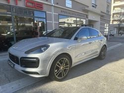 Utilisé 2021 Porsche Cayenne SUV | 79 990 € (Prix assez cher)