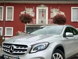 Gris Utilisé 2018 Mercedes GLA200 SUV | 17 990 € (Prix juste)