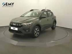 Gris Utilisé 2024 Dacia Sandero Expression Citadine | 17 399 € (Prix juste)